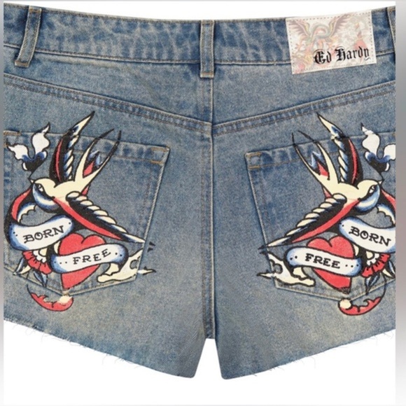Ed Hardy blue jeans light tint SWALLOW DENIM SHORTS size 28 new - Picture 4 of 7